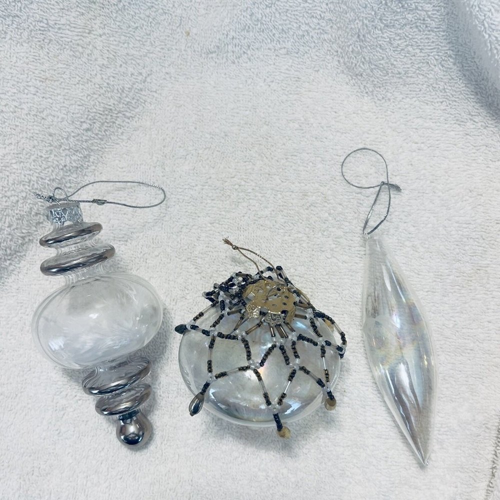 Set Of 3 Hand Blown Iridescent Glass Christmas Ornaments One Has Feathers Inside